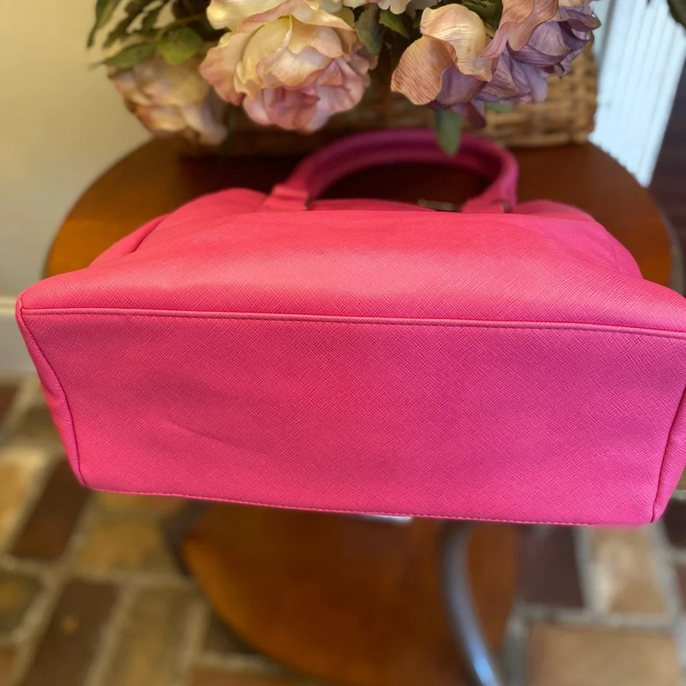 Chic Fuchsia Satchel Bag - Picture 5 of 6